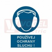 Samolepka příkazová "Používej ochrany sluchu!" (bílý tisk, modrý podklad), symbol s textem (2504) A4