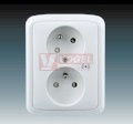 5583A-C02357 B Zásuvka dvojnásobná s natoč. dutinou, s přep. ochr., s akustickou sig.; bílá - Tango