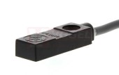 TL-W3MB2 kvádrový snímač indukční 10x6x30mm, Sn=3mm, nestíněný, PNP/NC, kabel 2m